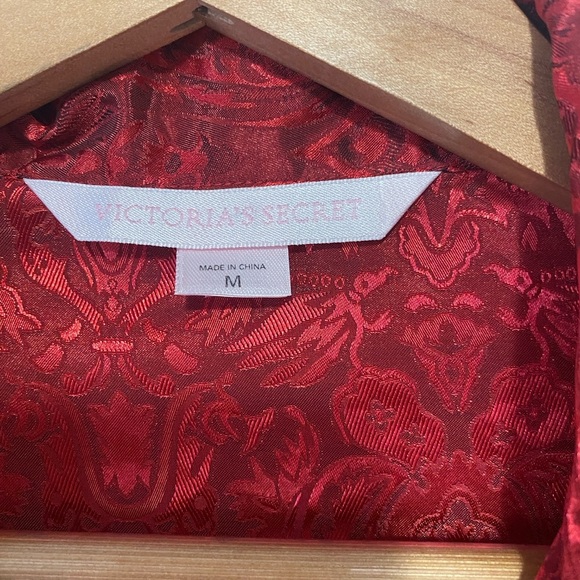 Victoria's Secret Red Floral Silk Pajama Set Top Pants Womens Medium - Picture 6 of 8